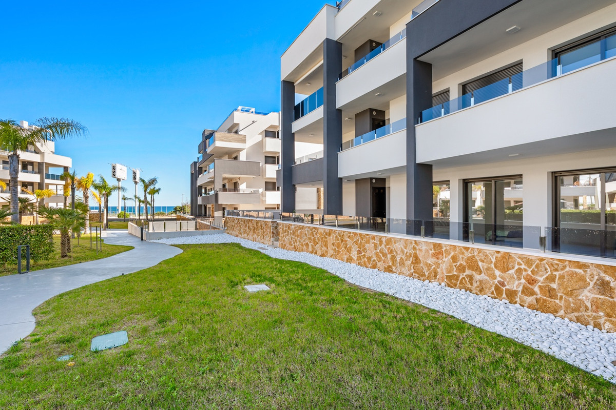 Appartement te koop in Playa Flamenca | 3 slaapkamers H5400850