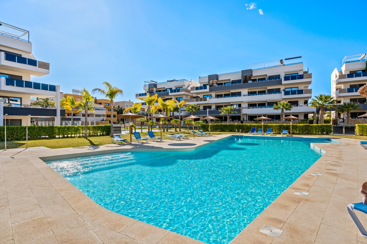Appartement te koop in Playa Flamenca | 3 slaapkamers H5400850