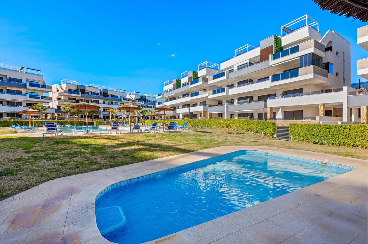 Appartement te koop in Playa Flamenca | 3 slaapkamers H5400850