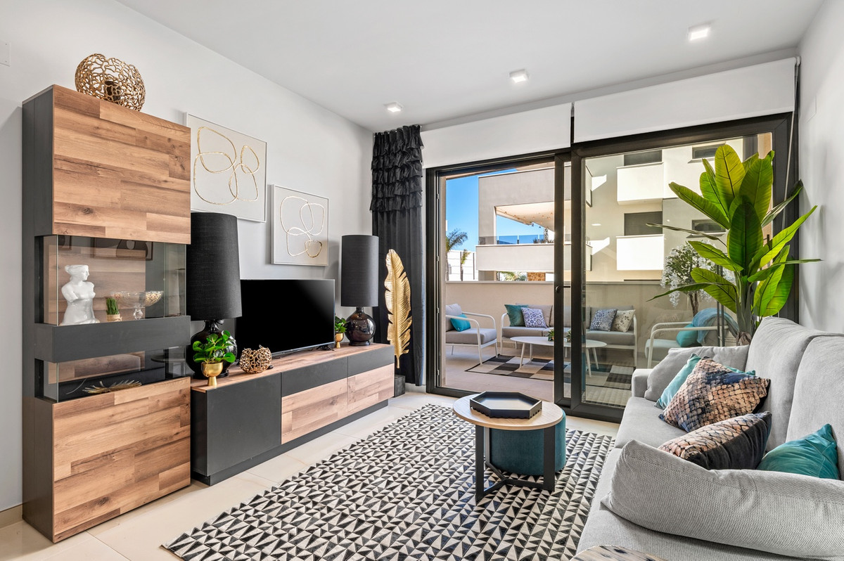 Appartement te koop in Playa Flamenca | 3 slaapkamers H5400850
