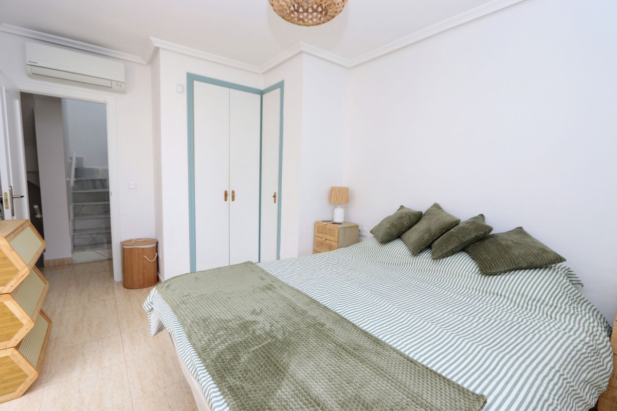 Appartement te koop in Playa Flamenca | 3 slaapkamers H5402164