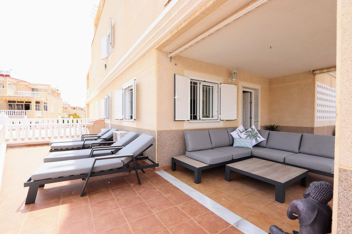 Appartement te koop in Playa Flamenca | 3 slaapkamers H5402164