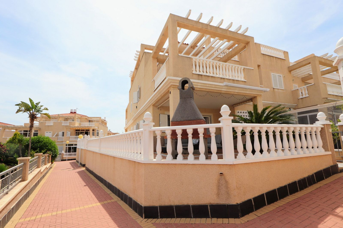 Appartement te koop in Playa Flamenca | 3 slaapkamers H5402164