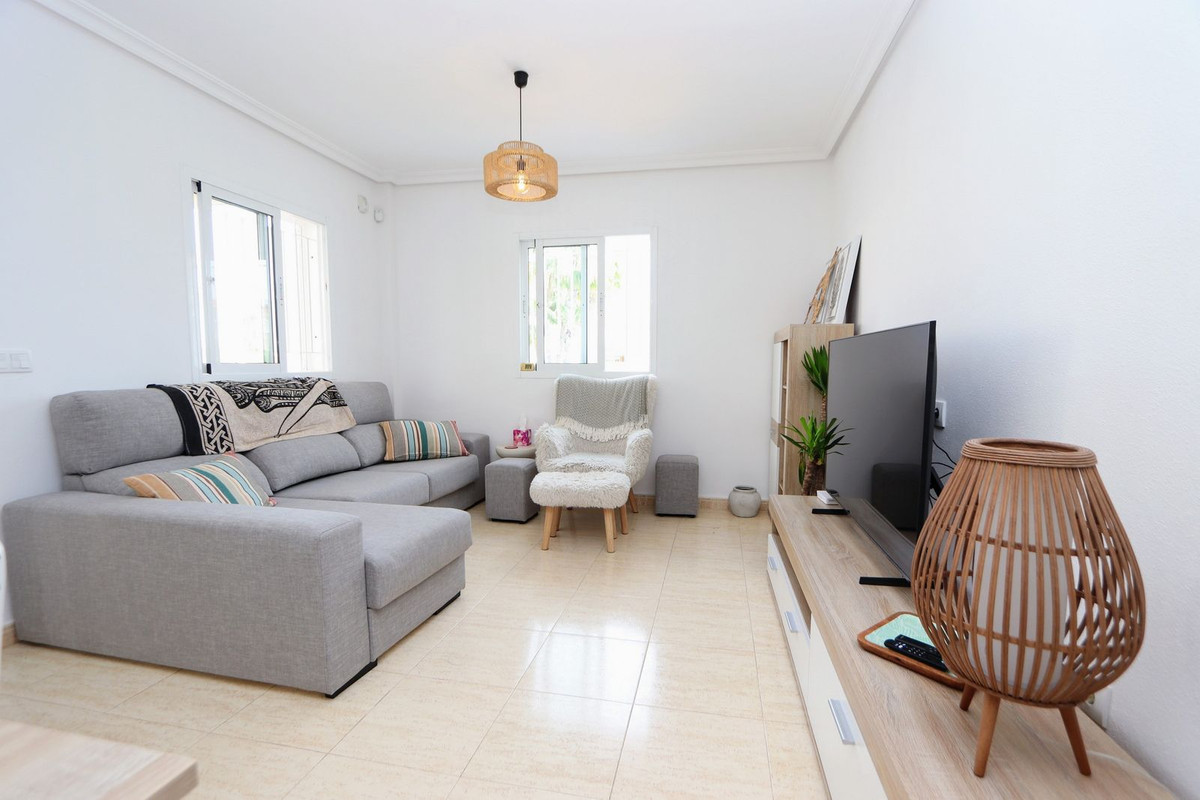 Appartement te koop in Playa Flamenca | 3 slaapkamers H5402164