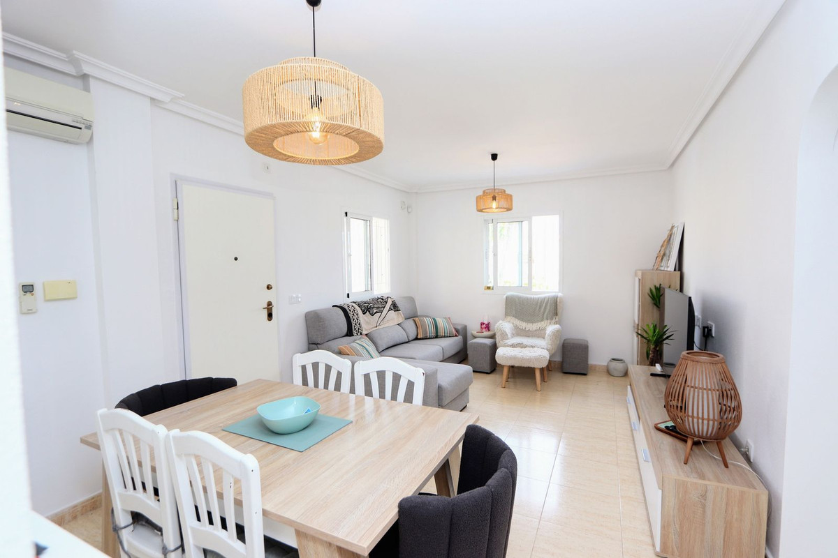 Appartement te koop in Playa Flamenca | 3 slaapkamers H5402164