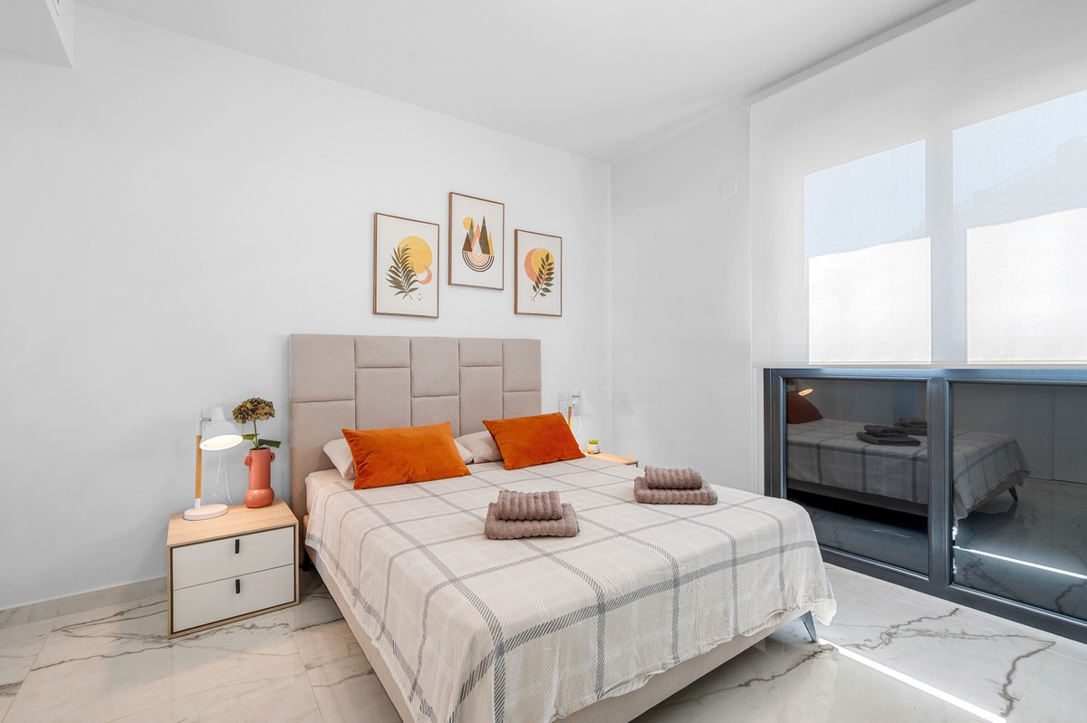 Appartement te koop in Playa Flamenca | 2 slaapkamers H5428084