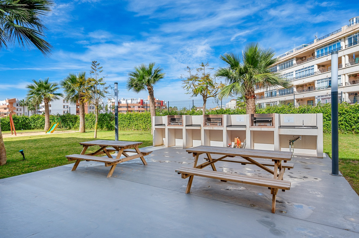 Appartement te koop in Playa Flamenca | 2 slaapkamers H5428084