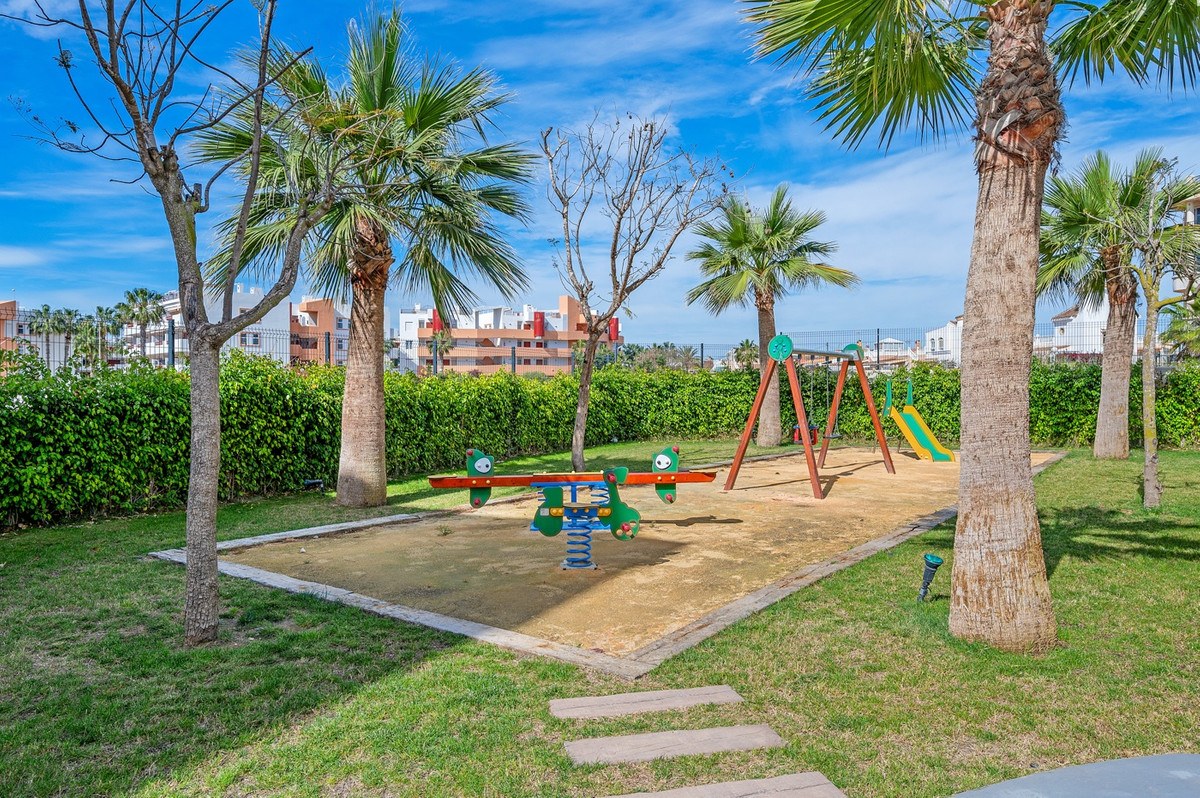 Appartement te koop in Playa Flamenca | 2 slaapkamers H5428084