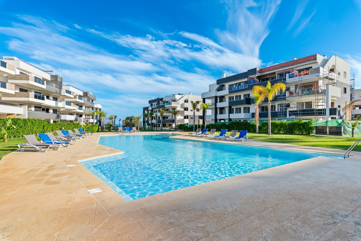 Appartement te koop in Playa Flamenca | 2 slaapkamers H5428084