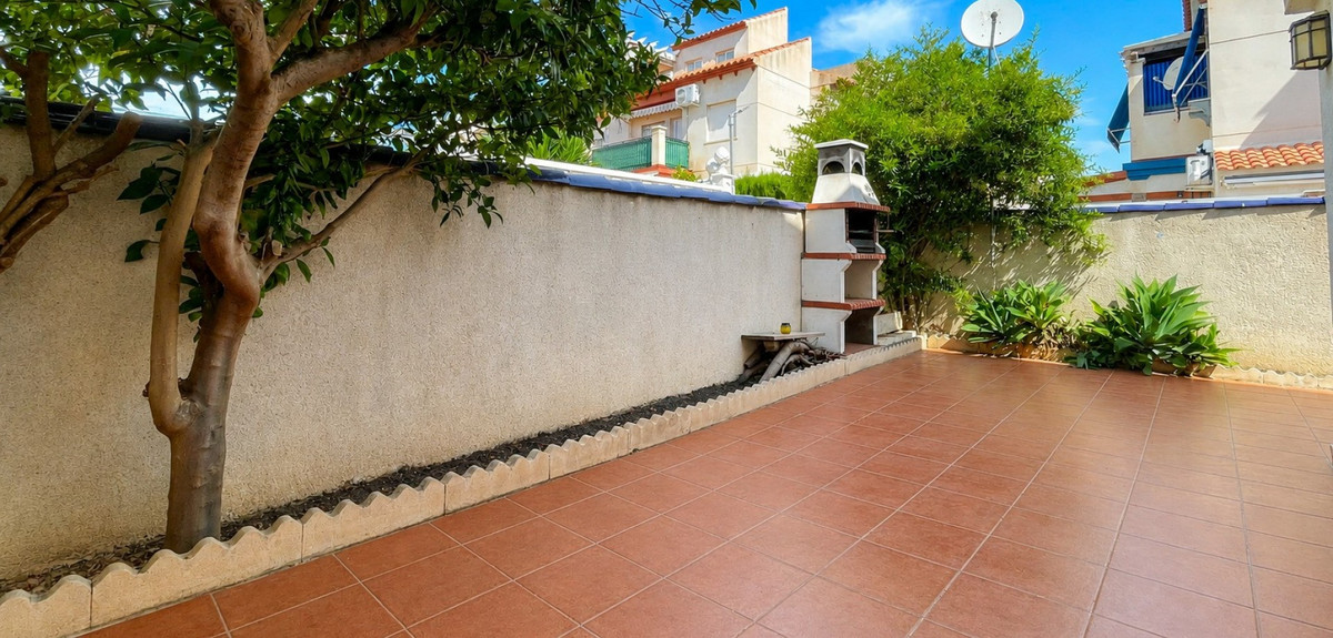 Huis te koop in Playa Flamenca | 2 slaapkamers H5430883