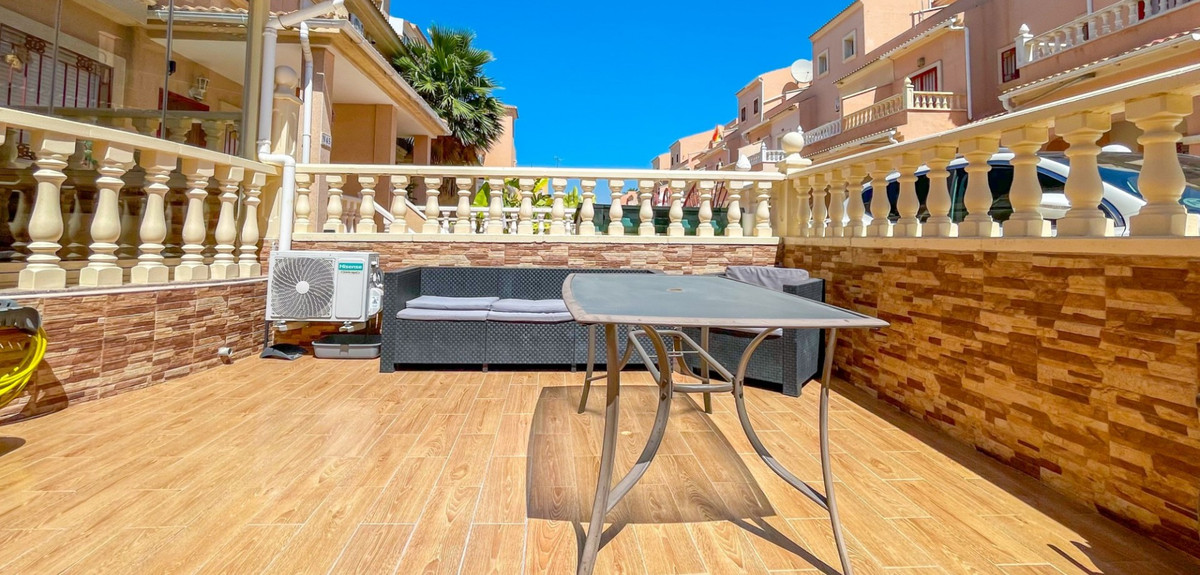 Appartement te koop in Playa Flamenca | 3 slaapkamers H5433535