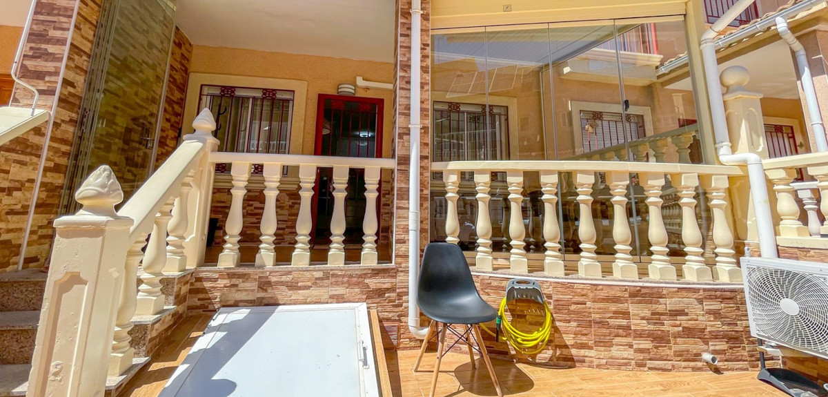 Appartement te koop in Playa Flamenca | 3 slaapkamers H5433535