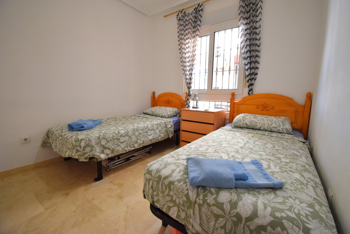 Appartement te koop in Playa Flamenca | 2 slaapkamers H5437723