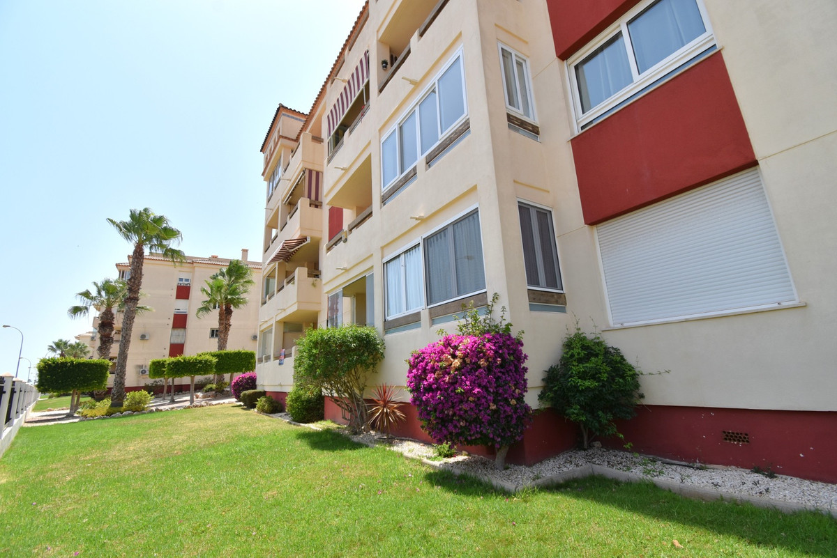 Appartement te koop in Playa Flamenca | 2 slaapkamers H5437723
