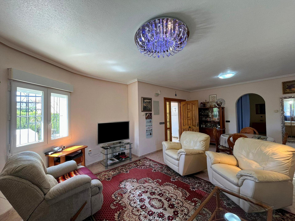 Huis te koop in Playa Flamenca | 3 slaapkamers H5453581