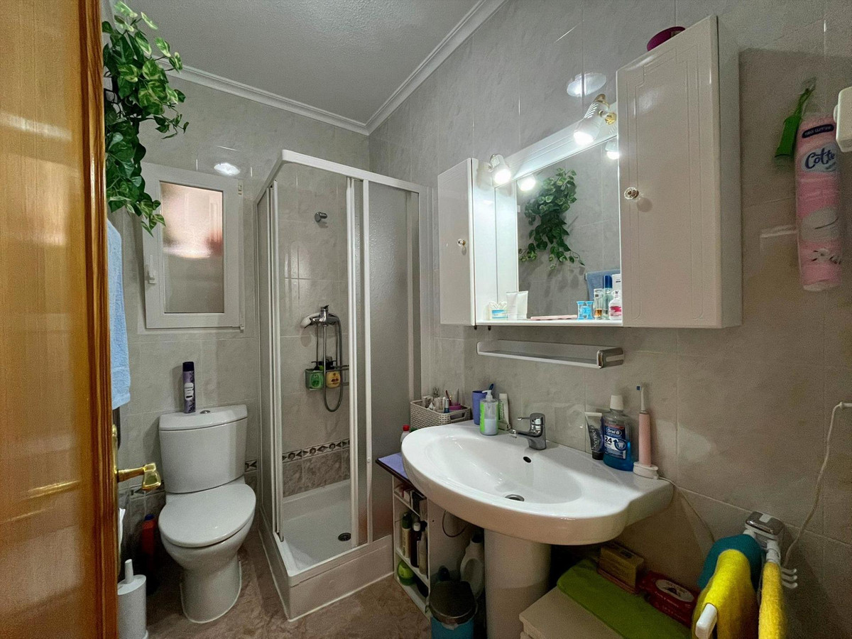 Huis te koop in Playa Flamenca | 3 slaapkamers H5453581