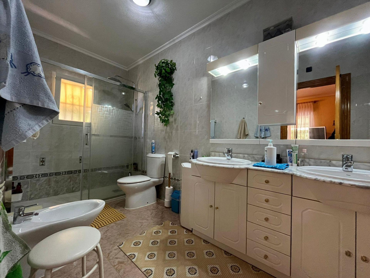 Huis te koop in Playa Flamenca | 3 slaapkamers H5453581