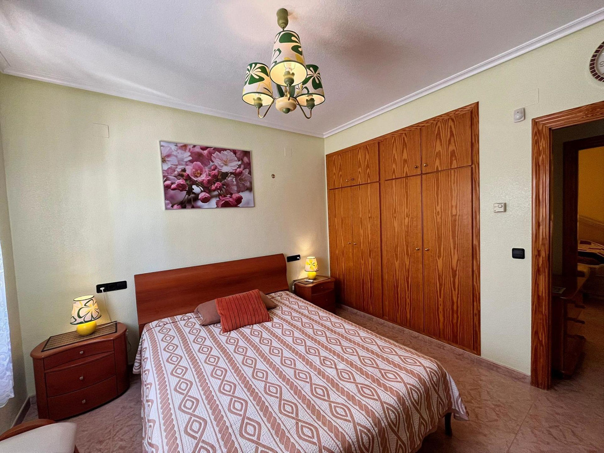 Huis te koop in Playa Flamenca | 3 slaapkamers H5453581