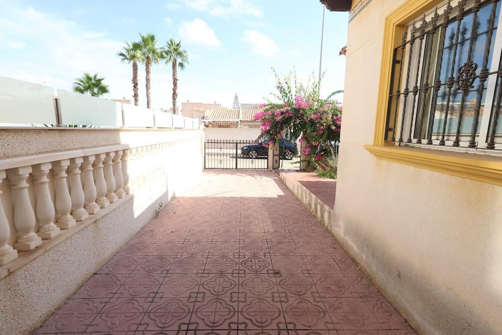 Appartement te koop in Playa Flamenca | 2 slaapkamers H5486776