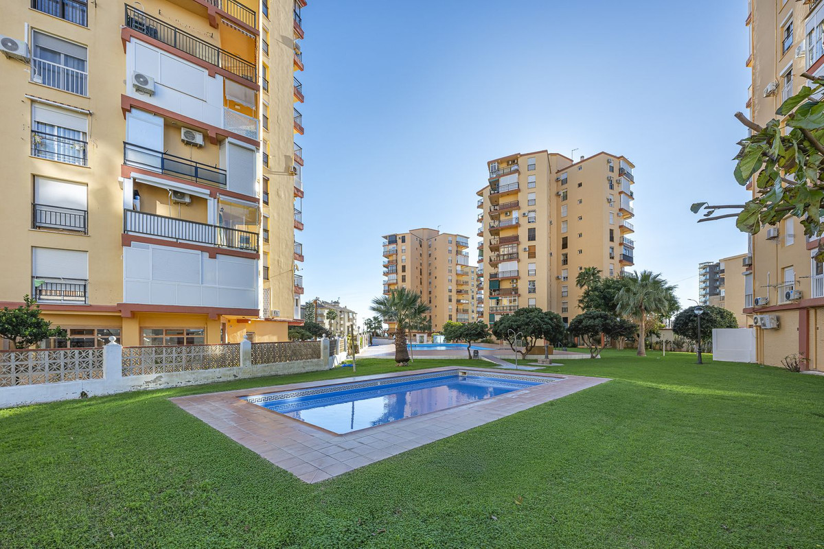 Bovenverdieping Appartement in Playamar-25