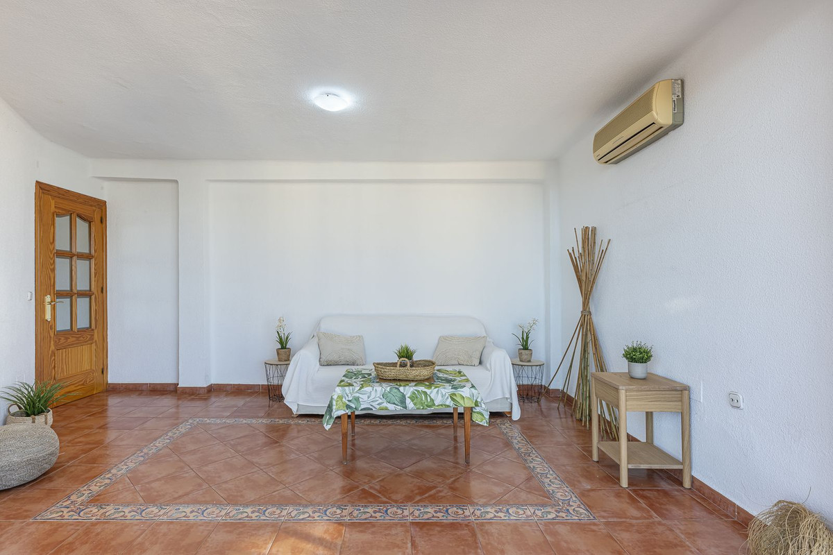 Bovenverdieping Appartement in Playamar-3