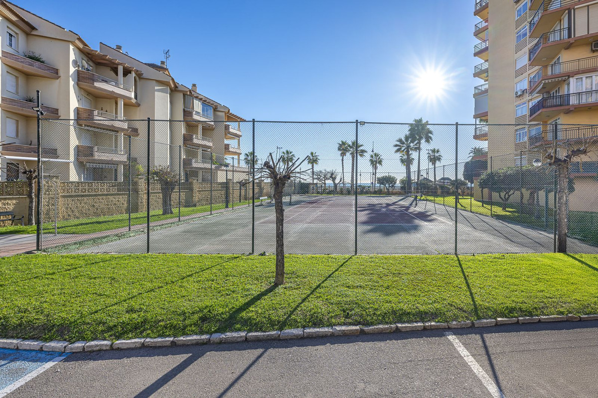 Bovenverdieping Appartement in Playamar-30