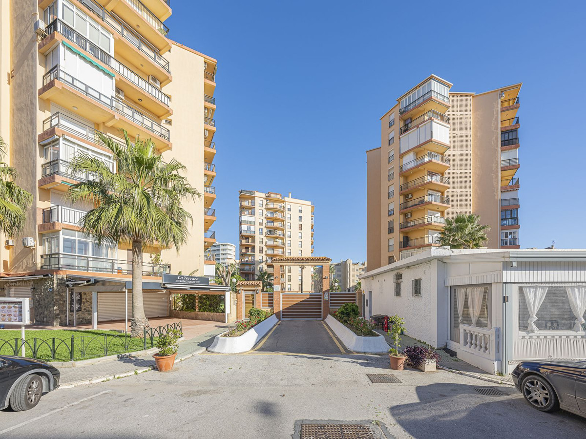 Bovenverdieping Appartement in Playamar-32