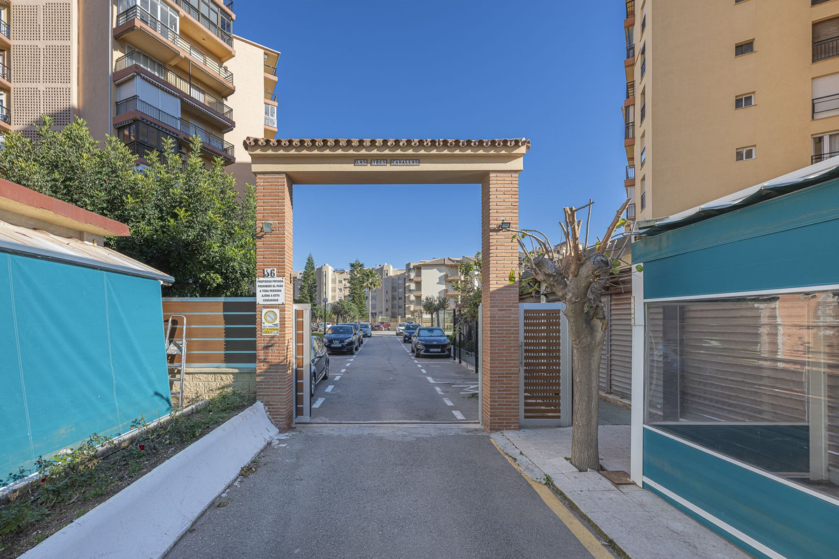 Bovenverdieping Appartement in Playamar-33
