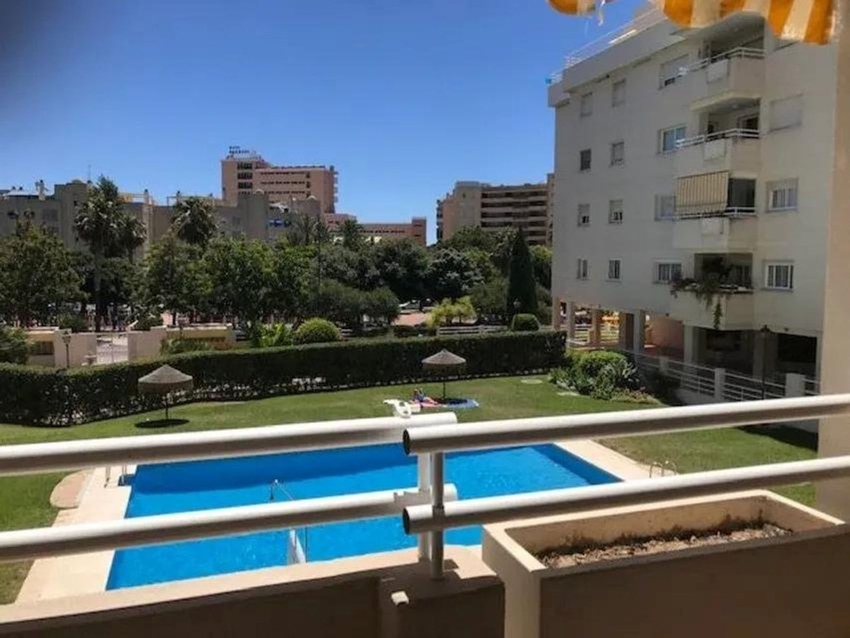 Tussenverdieping Appartement in Playamar-1