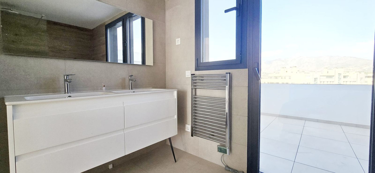 Penthouse te koop in Playamar | 2 slaapkamers H5120656