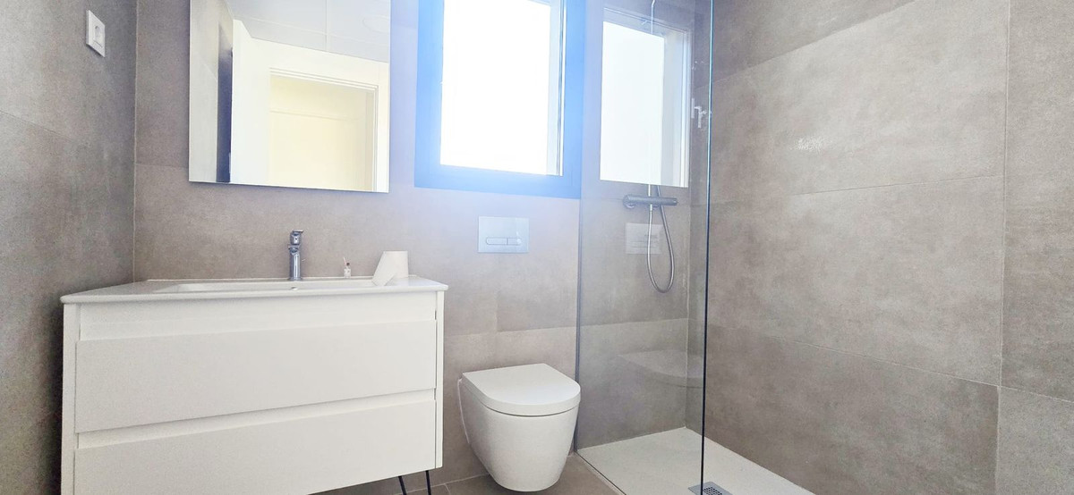 Penthouse te koop in Playamar | 2 slaapkamers H5120656