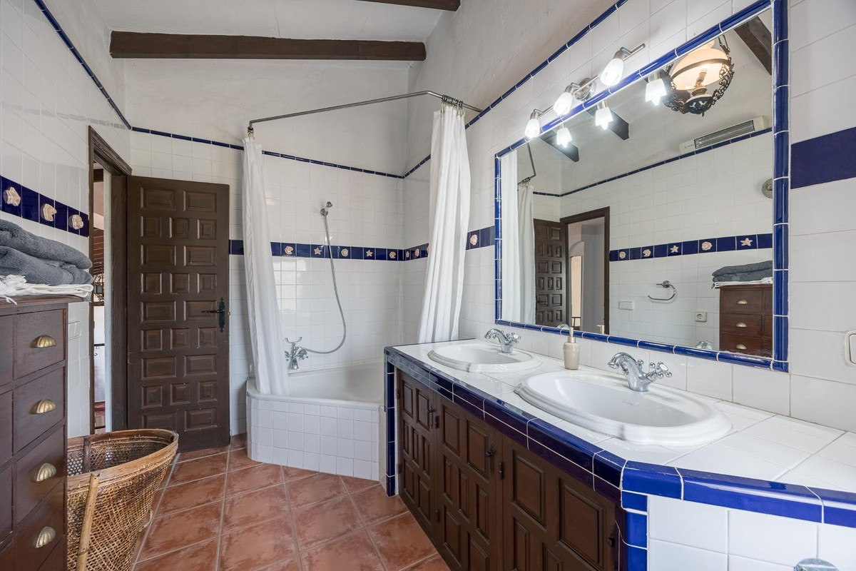 Appartement te koop in Polop | 7 slaapkamers H5423896