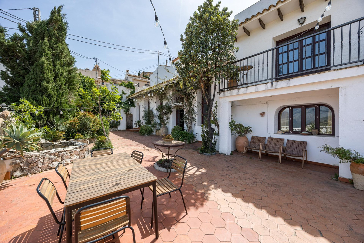 Appartement te koop in Polop | 7 slaapkamers H5423896