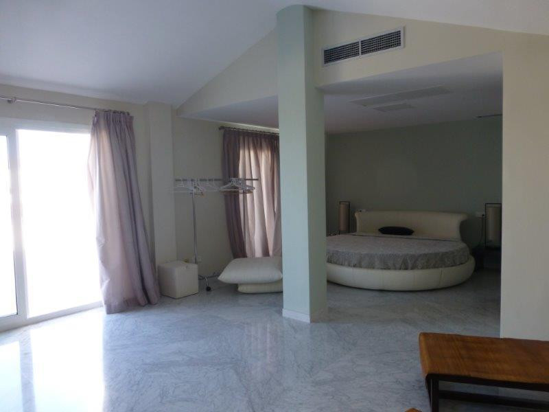 Penthouse te koop in Puerto Banús | 3 slaapkamers H1965587