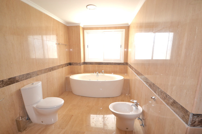 Penthouse te koop in Puerto Banús | 4 slaapkamers H2750489
