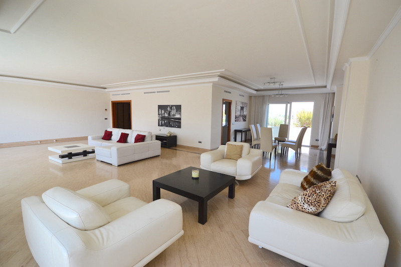 Penthouse te koop in Puerto Banús | 4 slaapkamers H2750489