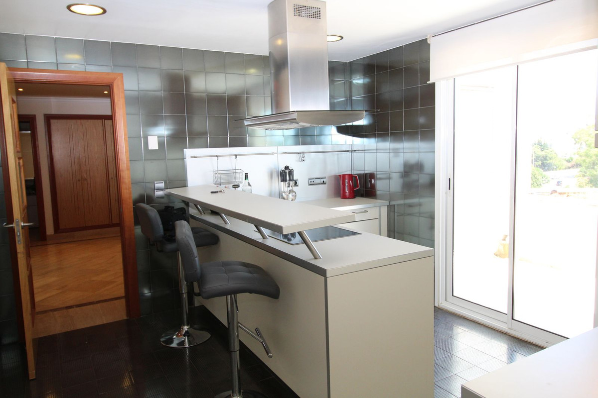 Penthouse te koop in Puerto Banús | 4 slaapkamers H2750489
