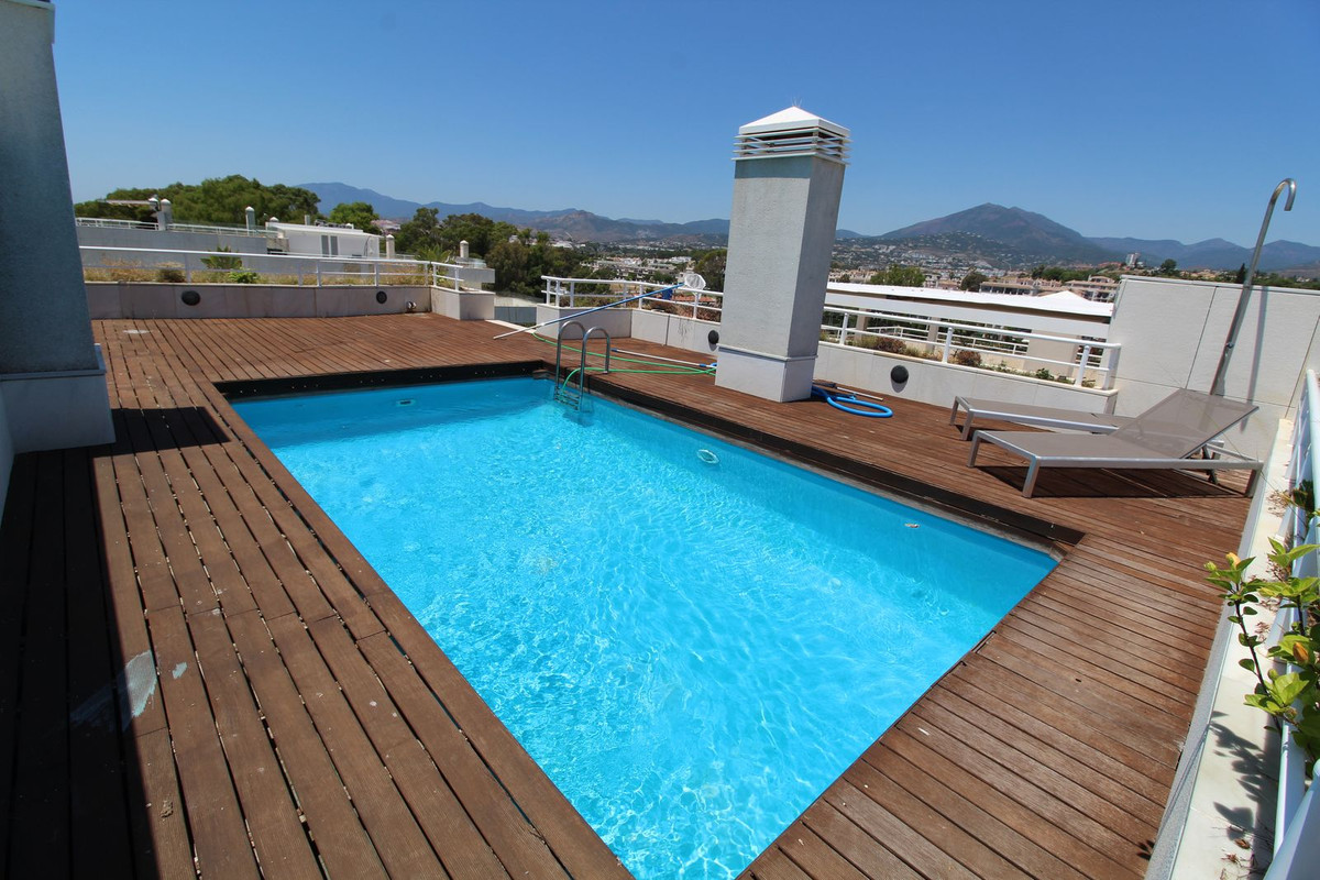 Penthouse te koop in Puerto Banús | 4 slaapkamers H2750489