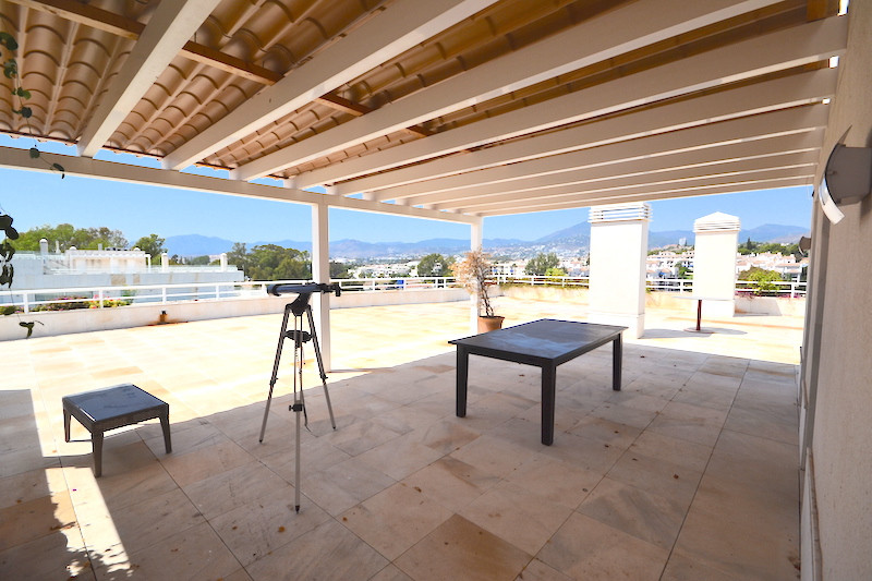 Penthouse te koop in Puerto Banús | 4 slaapkamers H2750489