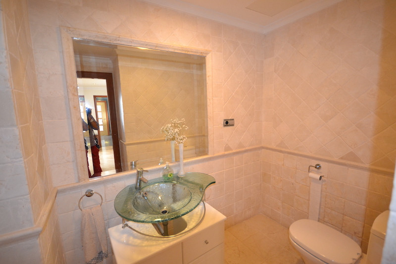 Penthouse te koop in Puerto Banús | 4 slaapkamers H2750489