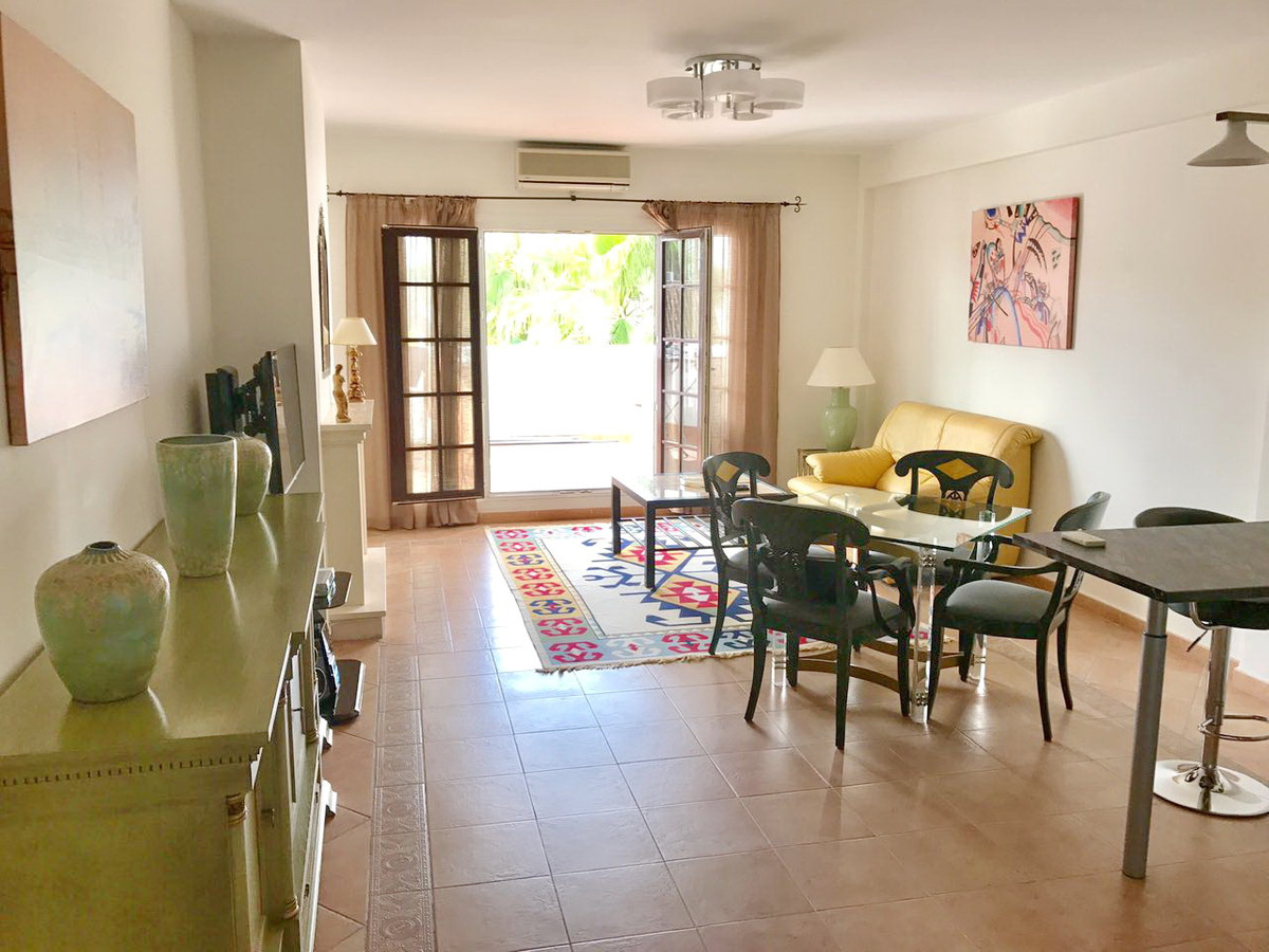 Tussenverdieping Appartement in Puerto Banús-19