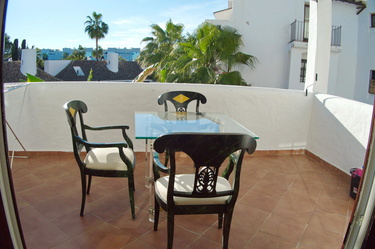 Tussenverdieping Appartement in Puerto Banús-3