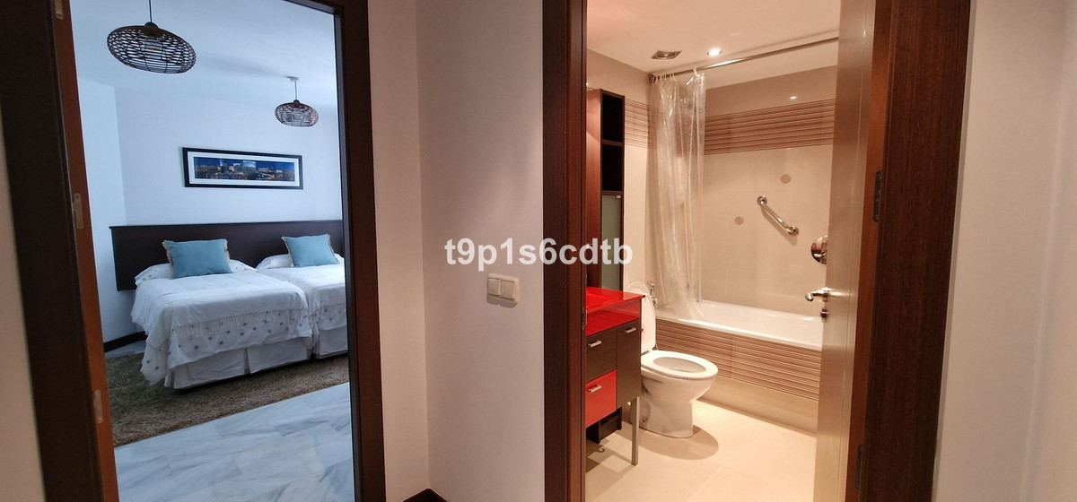 Appartement te koop in Puerto Banús | 3 slaapkamers H2929403