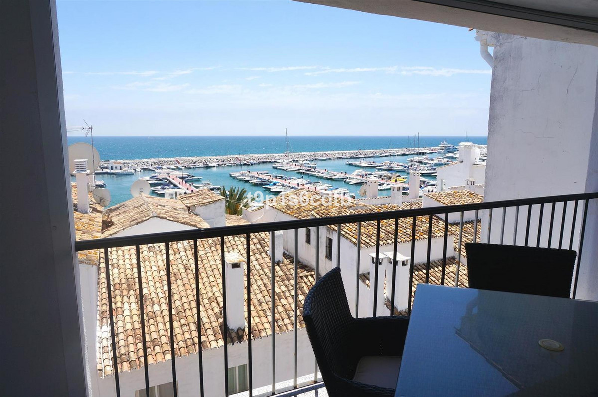 Appartement te koop in Puerto Banús | 3 slaapkamers H2929403