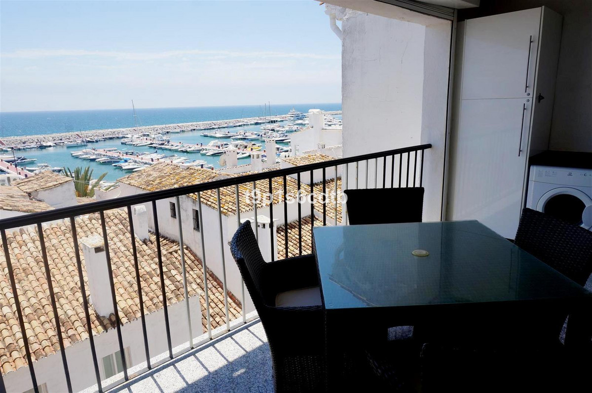 Appartement te koop in Puerto Banús | 3 slaapkamers H2929403