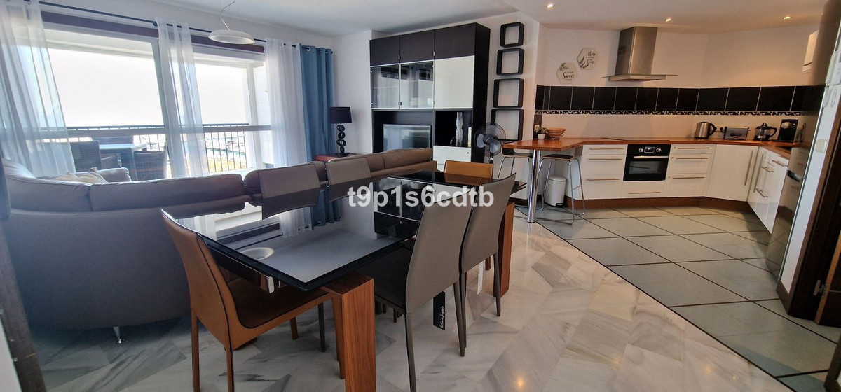 Appartement te koop in Puerto Banús | 3 slaapkamers H2929403