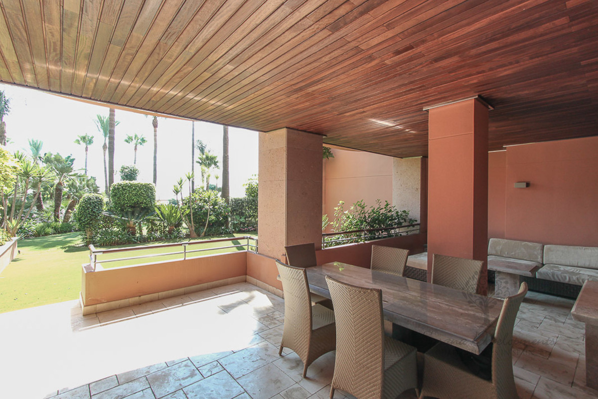 Appartement te koop in Puerto Banús | 2 slaapkamers H3461908