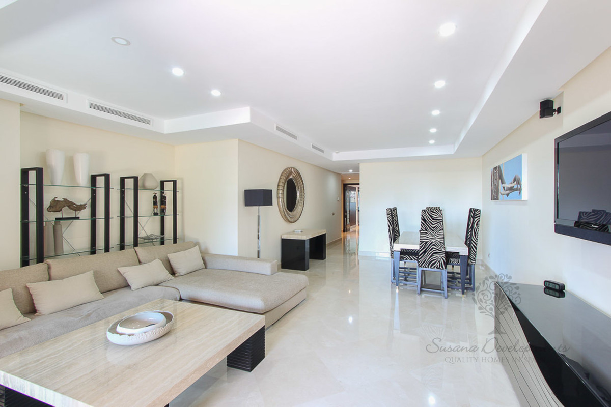 Appartement te koop in Puerto Banús | 2 slaapkamers H3461908