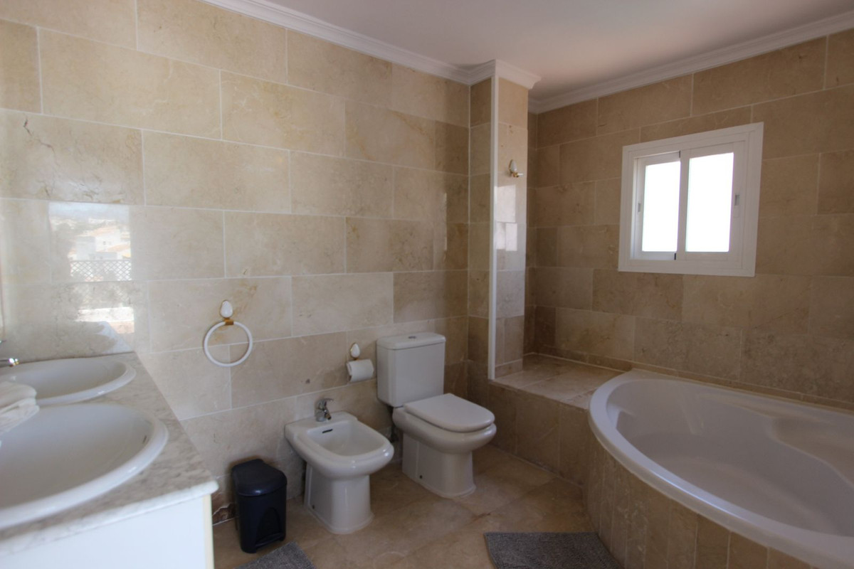Penthouse in Puerto Banús-15