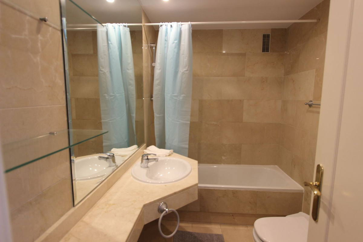 Penthouse in Puerto Banús-8